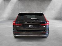 Gebraucht Volvo V60 Core 398 PS (292 kW) 2024 Onyx schwarz Kombi