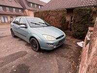 Gebraucht Ford Focus 101 PS (74 kW) 2000 Blau Limousine