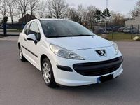 Gebraucht Peugeot 207 75 PS (55 kW) 2009 Weiß Coupé