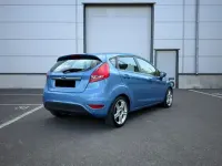 Gebraucht Ford Fiesta Titanium 95 PS (69 kW) 2011 Blau Limousine