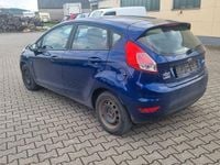 Gebraucht Ford Fiesta Trend 82 PS (60 kW) 2016 Blau Limousine