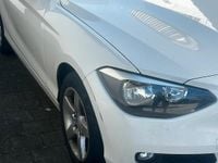 Gebraucht BMW 114 102 PS (75 kW) 2013 Weiß Kleinwagen
