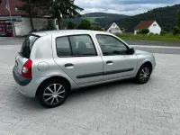Gebraucht Renault Clio II 75 PS (55 kW) 2004 Silber Limousine