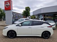 Gebraucht Nissan Leaf 360º 110 kW (150 PS) 2024 Weiß Kleinwagen