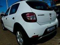Gebraucht Dacia Sandero Prestige 90 PS (66 kW) 2014 Weiß Limousine