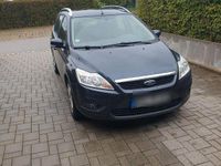 Używany Ford Focus Ambiente 101 KM (74 kW) 2008 Szary Kombi