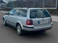 Gebraucht VW Passat 136 PS (100 kW) 2003 Weiß Kombi