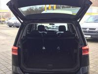 Gebraucht VW Touran Comfortline 150 PS (110 kW) 2025 Grenadillschwarz metallic Van / Kleinbus