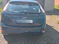 Usata Ford Focus 80 CV (58 kW) 2010 Grigio Berlina
