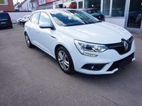 Gebraucht Renault Mégane IV Experience 101 PS (74 kW) 2016 Weiß Limousine