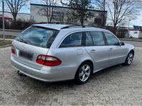 Gebraucht Mercedes E220 Avantgarde 150 PS (110 kW) 2005 Silber Kombi