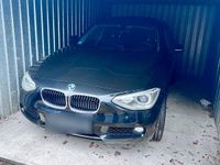 Gebraucht BMW 118 170 PS (125 kW) 2014 Schwarz Kleinwagen