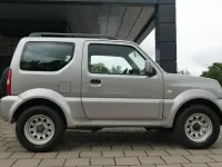 Gebraucht Suzuki Jimny 84 PS (61 kW) 2017 Silber SUV