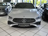 Gebraucht Mercedes CLA200 Shooting Brake Advanced Plus 163 PS (119 kW) 2025 Grau Kombi