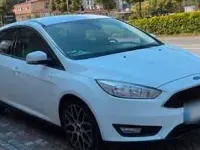 Gebraucht Ford Focus 125 PS (91 kW) 2015 Weiß Kombi