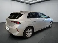 Używany Opel Astra 131 KM (96 kW) 2025 Szary Hatchback