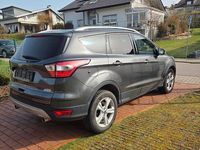 Gebraucht Ford Kuga Titanium 150 PS (110 kW) 2019 Grau SUV