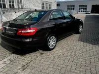 Używany Mercedes E250 204 KM (150 kW) 2009 Brązowy Sedan/Limuzyna