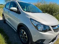 Gebraucht Opel Karl Rocks 73 PS (53 kW) 2019 Beige Kleinwagen