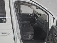 Neu Ford Tourneo Connect Titanium 122 PS (89 kW) 2025 Weiß Van / Kleinbus