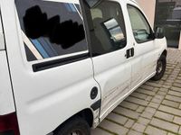 Gebraucht Peugeot Partner 96 PS (70 kW) 2006 Weiß Van / Kleinbus