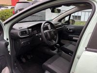 Gebraucht Citroën C3 Feel 83 PS (61 kW) 2019 Grün Kleinwagen