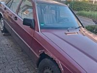 Second-hand Mercedes 190 1989 Roșu Berlinǎ