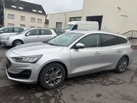 Gebraucht Ford Focus 116 PS (85 kW) 2023 Silber Limousine