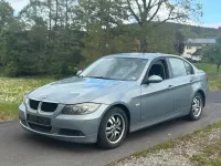 Gebraucht BMW 318 129 PS (94 kW) 2006 Grau Limousine