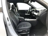Gebraucht Mercedes GLB220 190 PS (139 kW) 2025 Grau manufaktur lack manufaktur alpingrau uni SUV