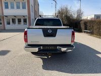 Gebraucht Nissan Navara 231 PS (169 kW) 2014 Silber Pickup