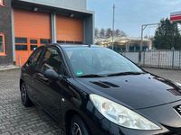 Gebraucht Peugeot 206+ 68 PS (50 kW) 2011 Schwarz Kleinwagen