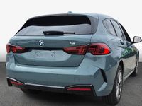 Neu BMW 116 122 PS (89 kW) 2025 Grün Kleinwagen