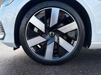 Gebraucht Volvo V60 Plus 349 PS (256 kW) 2025 Crystal weiß perleffekt Kombi