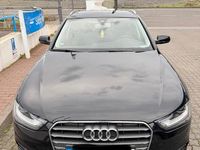 Gebraucht Audi A4 143 PS (105 kW) 2013 Schwarz Kombi