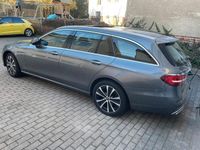 Gebraucht Mercedes E300 306 PS (225 kW) 2021 Grau Limousine