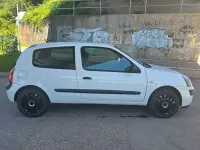 Gebraucht Renault Clio II Campus 58 PS (42 kW) 2005 Weiß Limousine