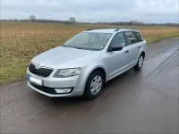 Gebraucht Skoda Octavia 77 PS (56 kW) 2015 Grau Kombi