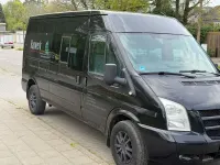 Käytetty Ford Transit 200 HP (147 kW) 2011 Musta Sedan