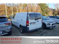 Gebraucht Mercedes Vito 163 PS (119 kW) 2015 Arktikweiss Van