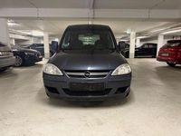Second-hand Opel Combo 75 CP (55 kW) 2008 Albastru Monovolum