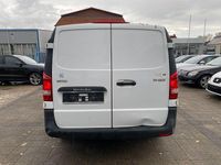 Gebraucht Mercedes Vito 114 PS (83 kW) 2019 Weiß Van