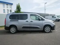 Neu Fiat Doblò Comfort 131 PS (96 kW) 2026 Blau Van / Kleinbus