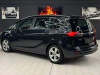 Gebraucht Opel Zafira 140 PS (102 kW) 2012 Schwarz Van / Kleinbus