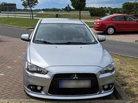 Gebraucht Mitsubishi Lancer 117 PS (86 kW) 2010 Silber Limousine