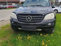 Second-hand Mercedes ML280 190 CP (139 kW) 2008 Negru SUV