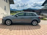 Gebraucht Audi A3 Ambiente 110 PS (80 kW) 2016 Grau Limousine