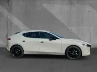 Neu Mazda 3 Homura-Line 140 PS (102 kW) 2026 Grau Limousine