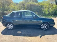 Gebraucht VW Golf Cabriolet 90 PS (66 kW) 1996 Grün Cabrio