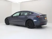 Usado Tesla Model 3 Standard Range 225 kW (306 CV) 2021 Gris Berlina